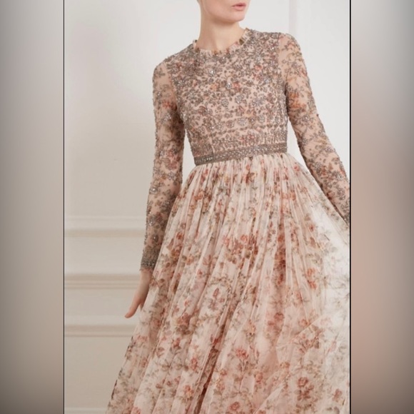 Brand New Needle & Thread Andromeda Garland Long Sleeve Gown - Picture 4 of 5